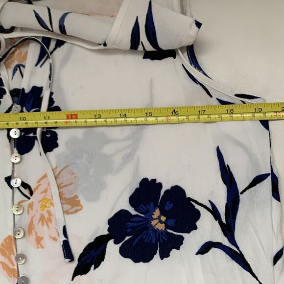 Forever21 V-Neck Pockets Pleated Floral Sleeveless Romper Size XL - Picture 3 of 10